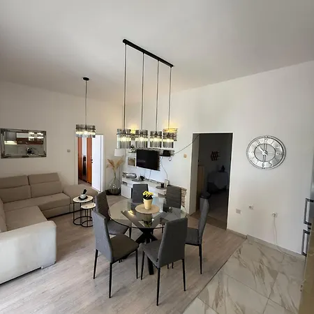 M& I Apartamento